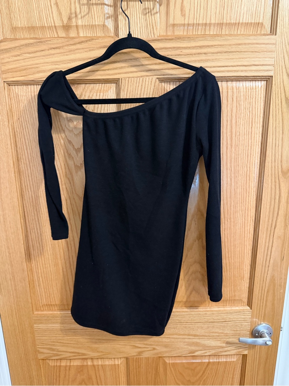 PrettyLittleThing Black One-Shoulder Long Sleeve Bodycon Mini Dress
